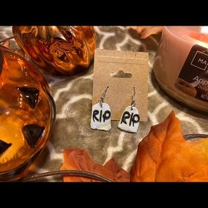 Headstone 🪦 Earrings!